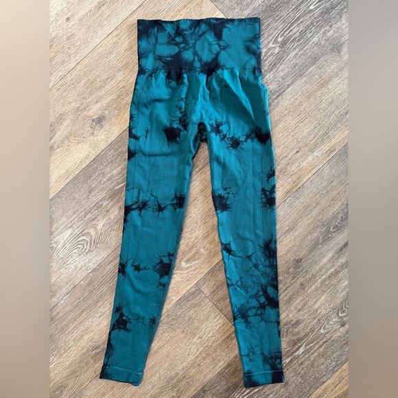 Stylish Teal and Black Kids Leggings - Picture 2 of 4